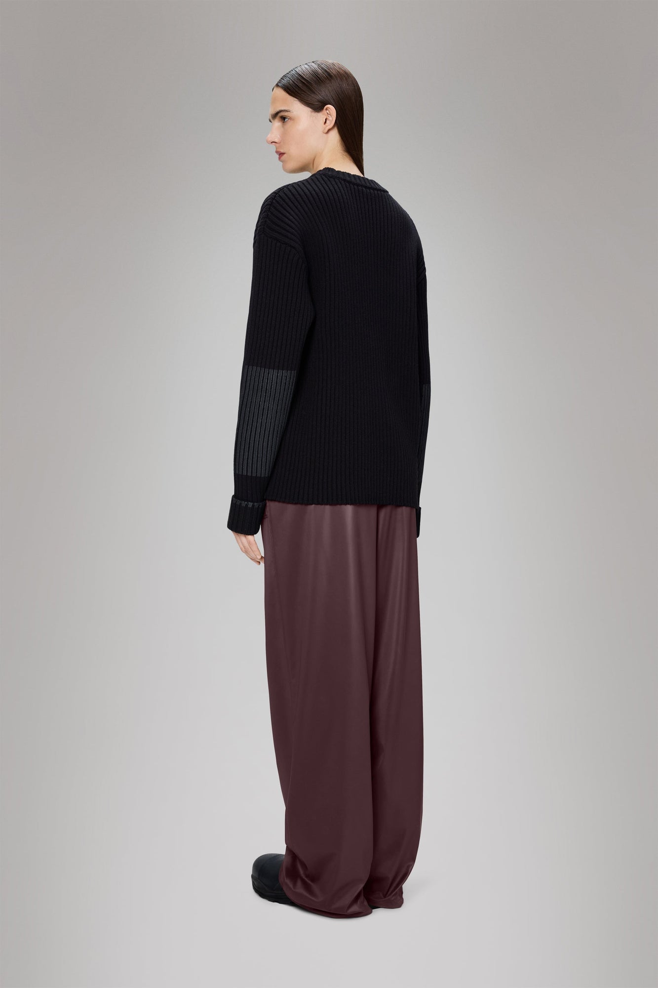 RAINS Sapa Knit Crew Neck Black Long Sleeve