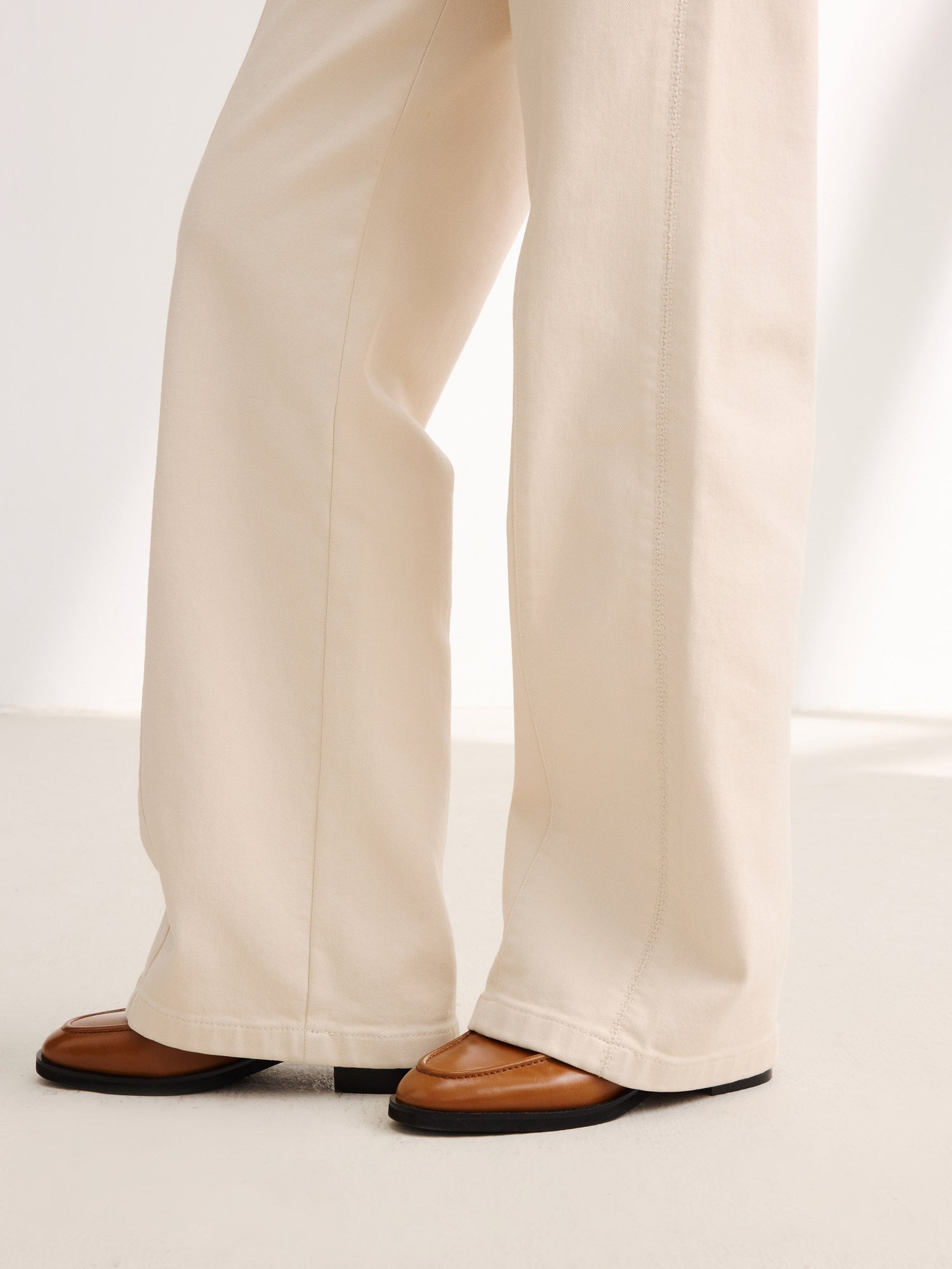 High-Waisted Wide-Leg Jean | Beige