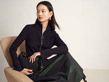 Top | Navy