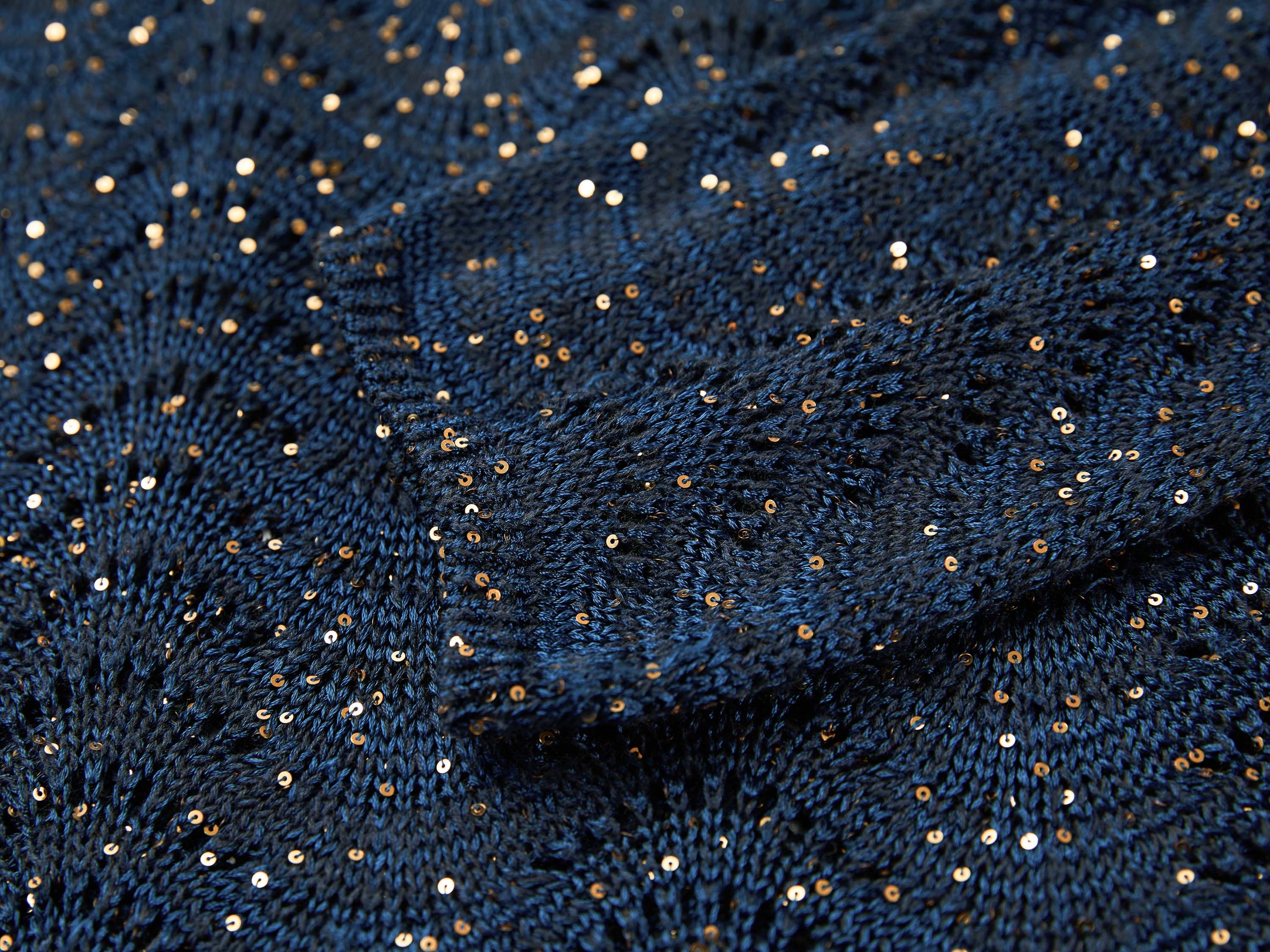 Sequin Embroidery Designer Cropped Knit Top | Navy