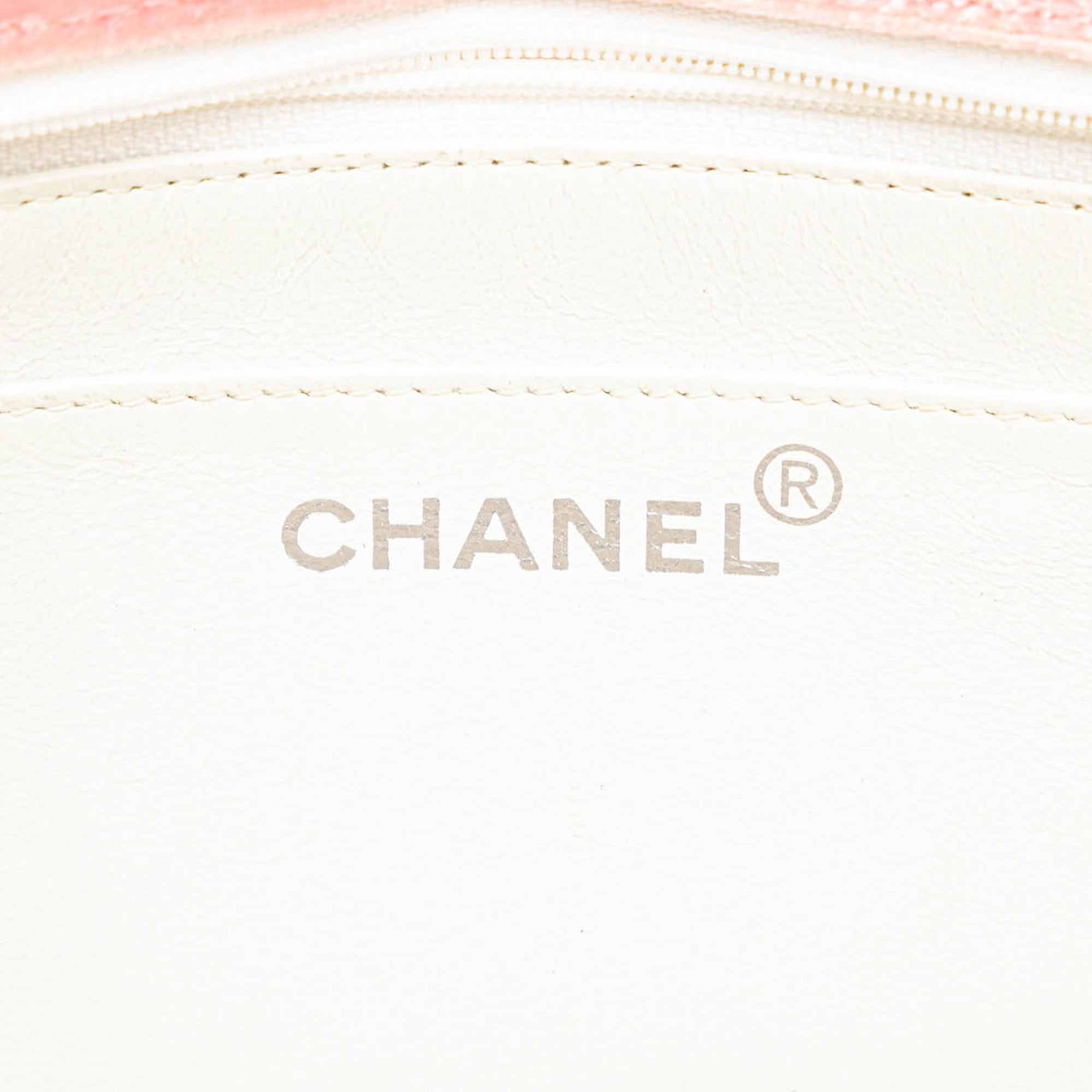 Chanel | Pre-Owned Medium Micro Quilted Velvet CC Flap | Pink
