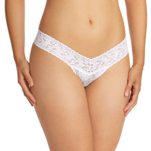 Signature Lace Low Rise Thong | White