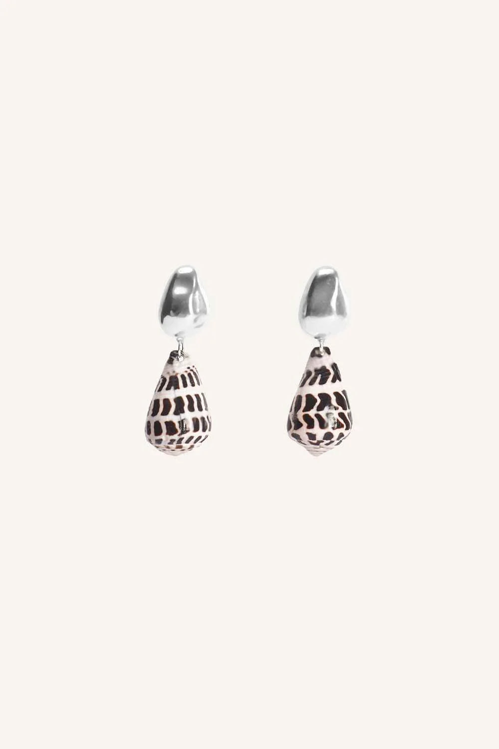 Nassa Earrings | Silver