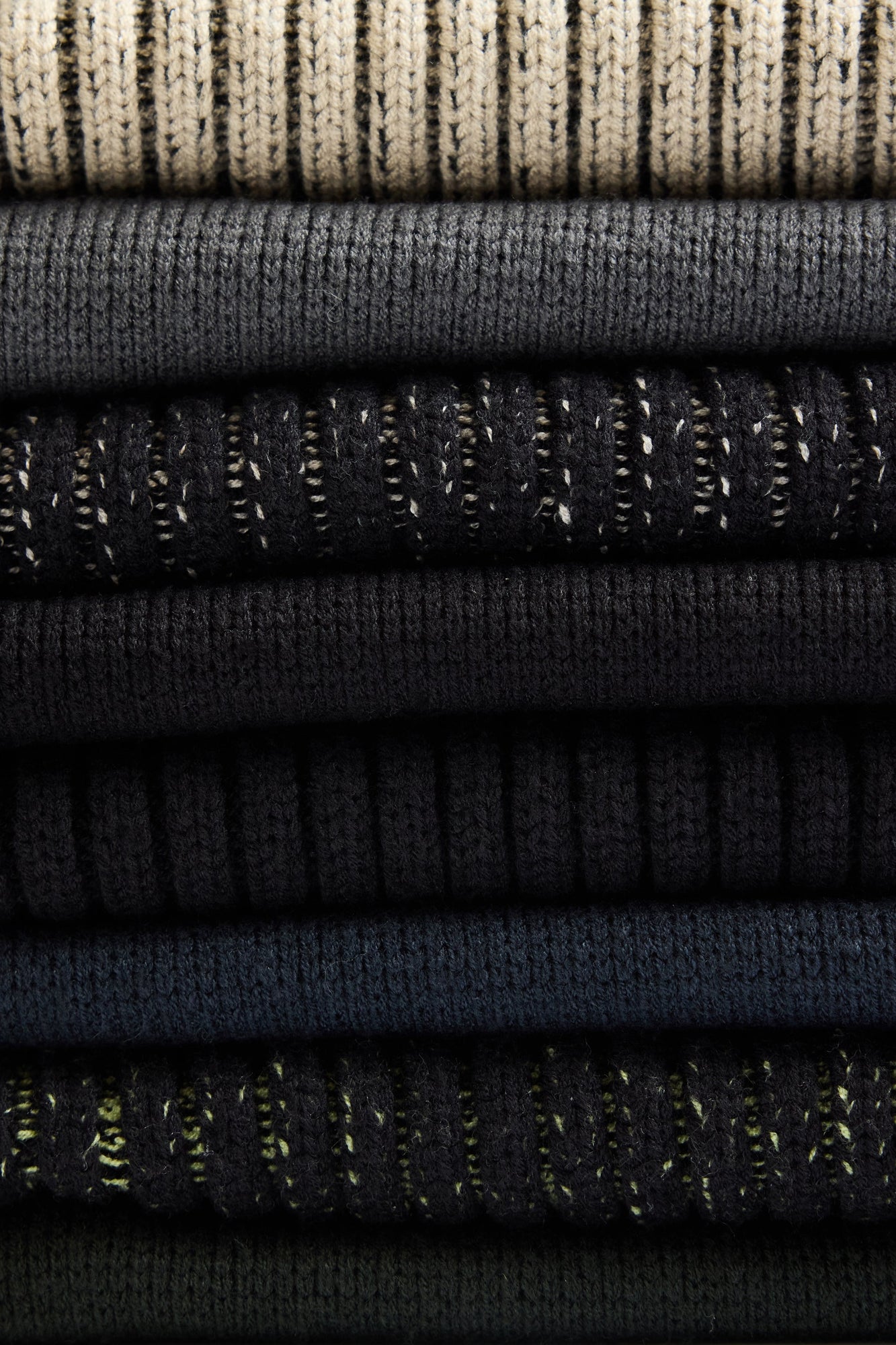 RAINS Sapa Knit Crew Neck Beige/Black Long Sleeve