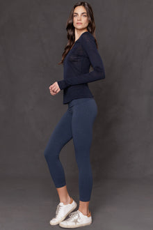 Women | Rolldown Capri Legging | Charcoal/Sailor