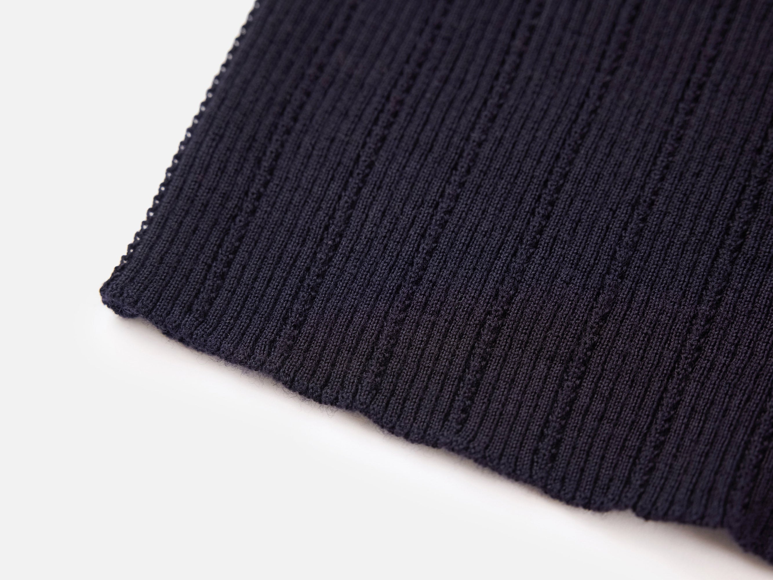 Top | Navy