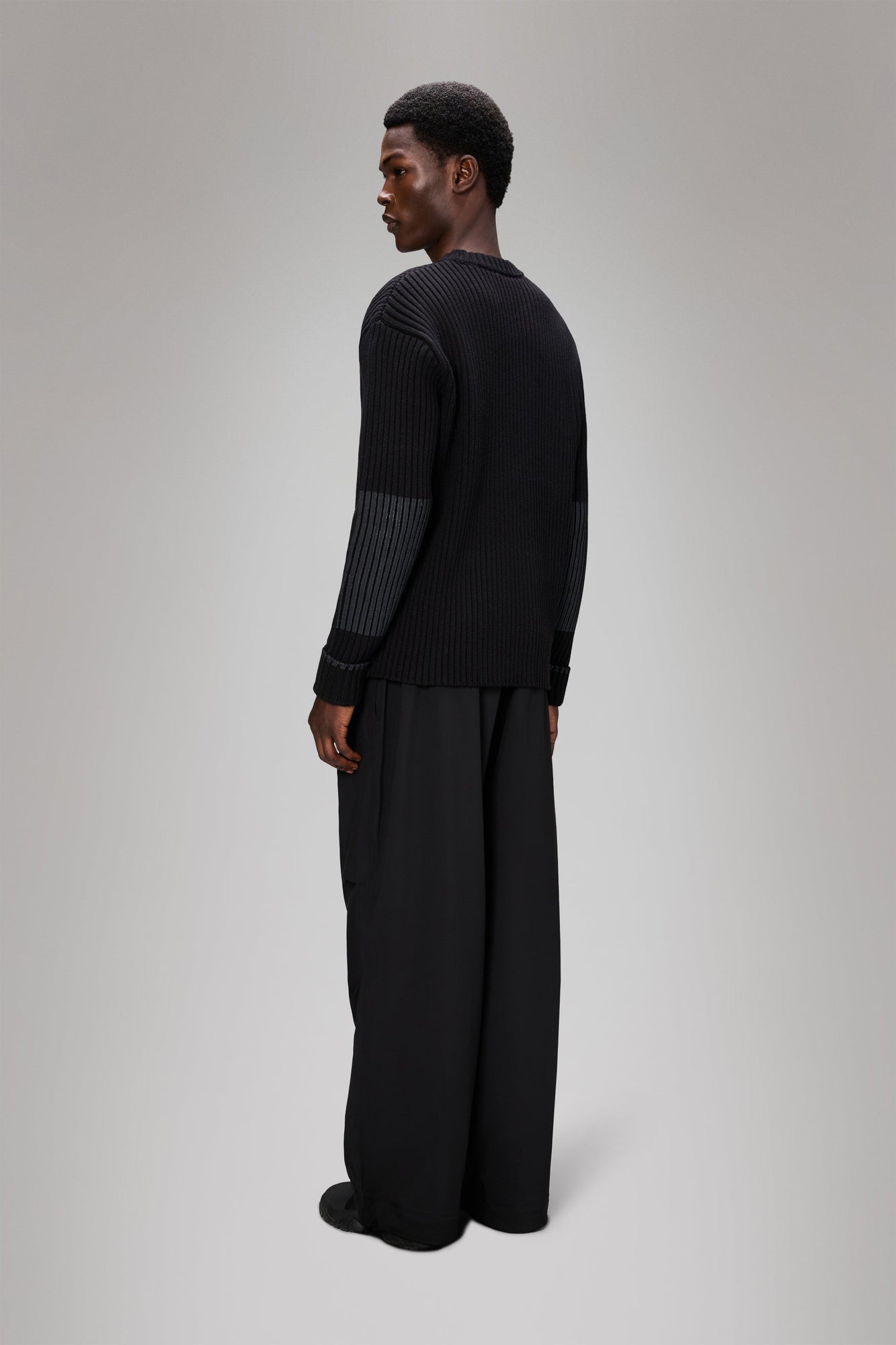 RAINS Sapa Knit Crew Neck Black Long Sleeve