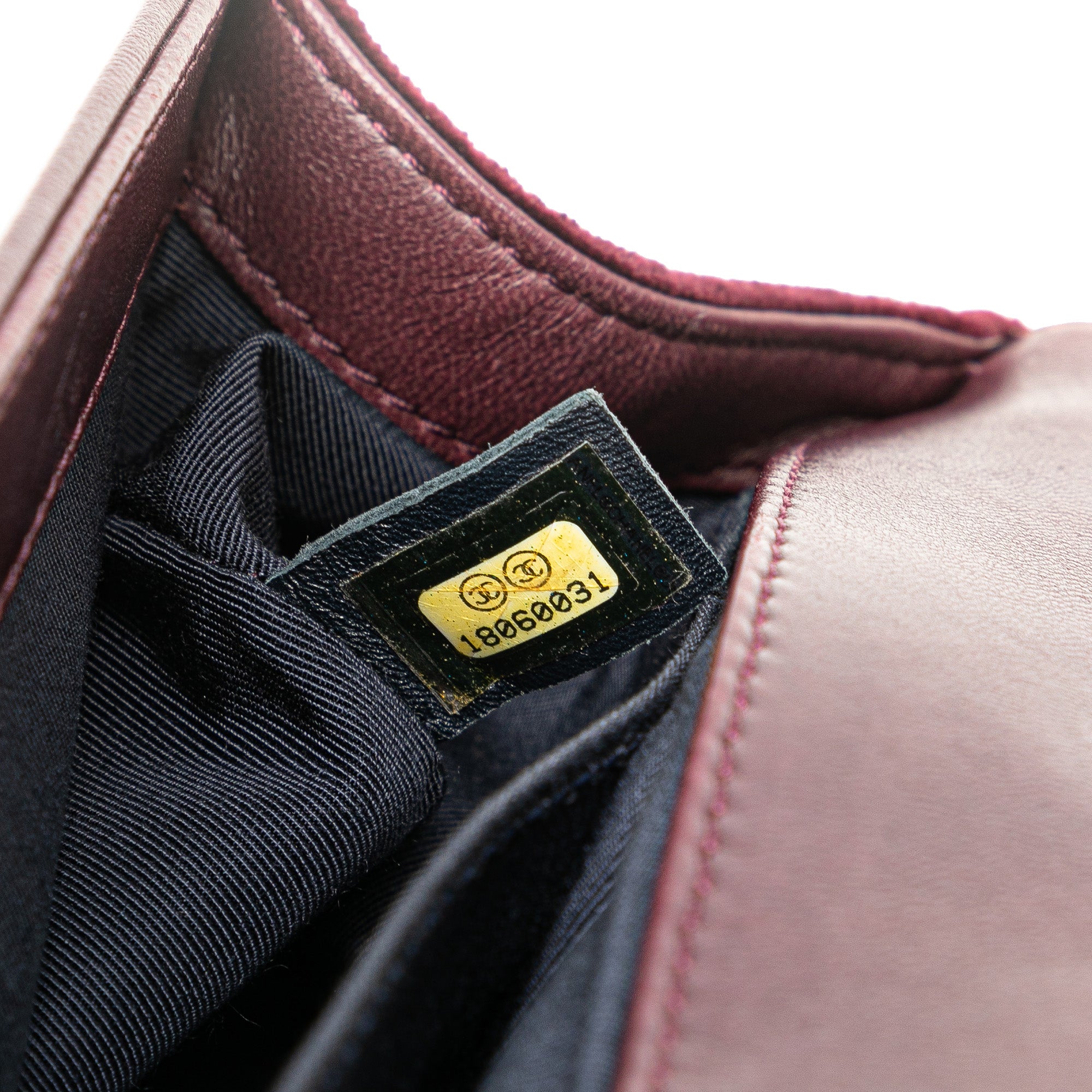 Chanel | Pre-Owned Old Medium Velvet and Tweed Boy Flap - II | Red/Burgundy