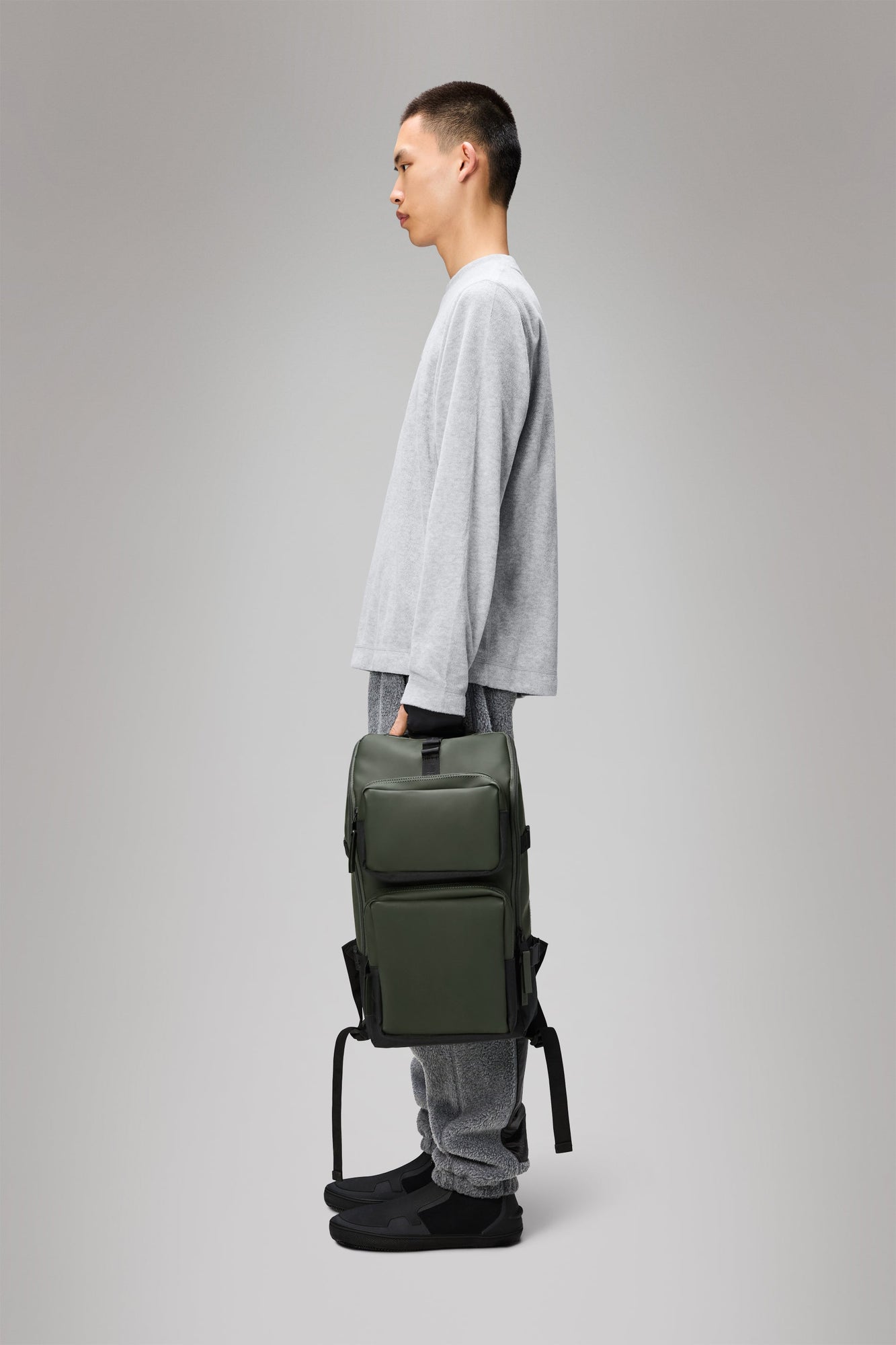 RAINS Trail Cargo Backpack Green 14L H45 x D12 x W26 cm Backpack