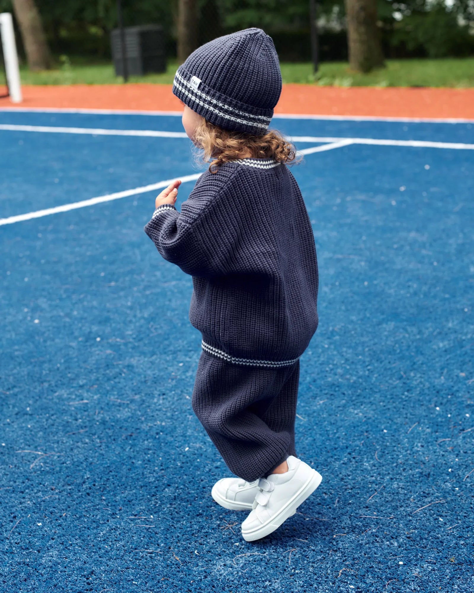 Navy//