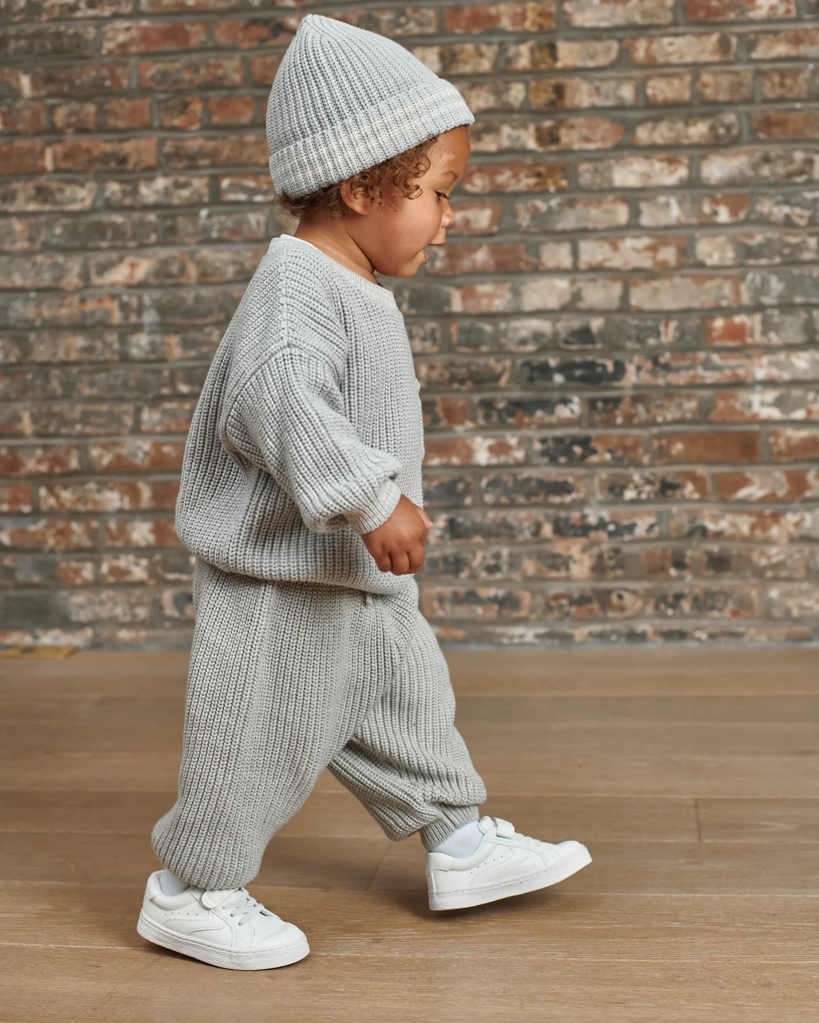 Pearl Grey//