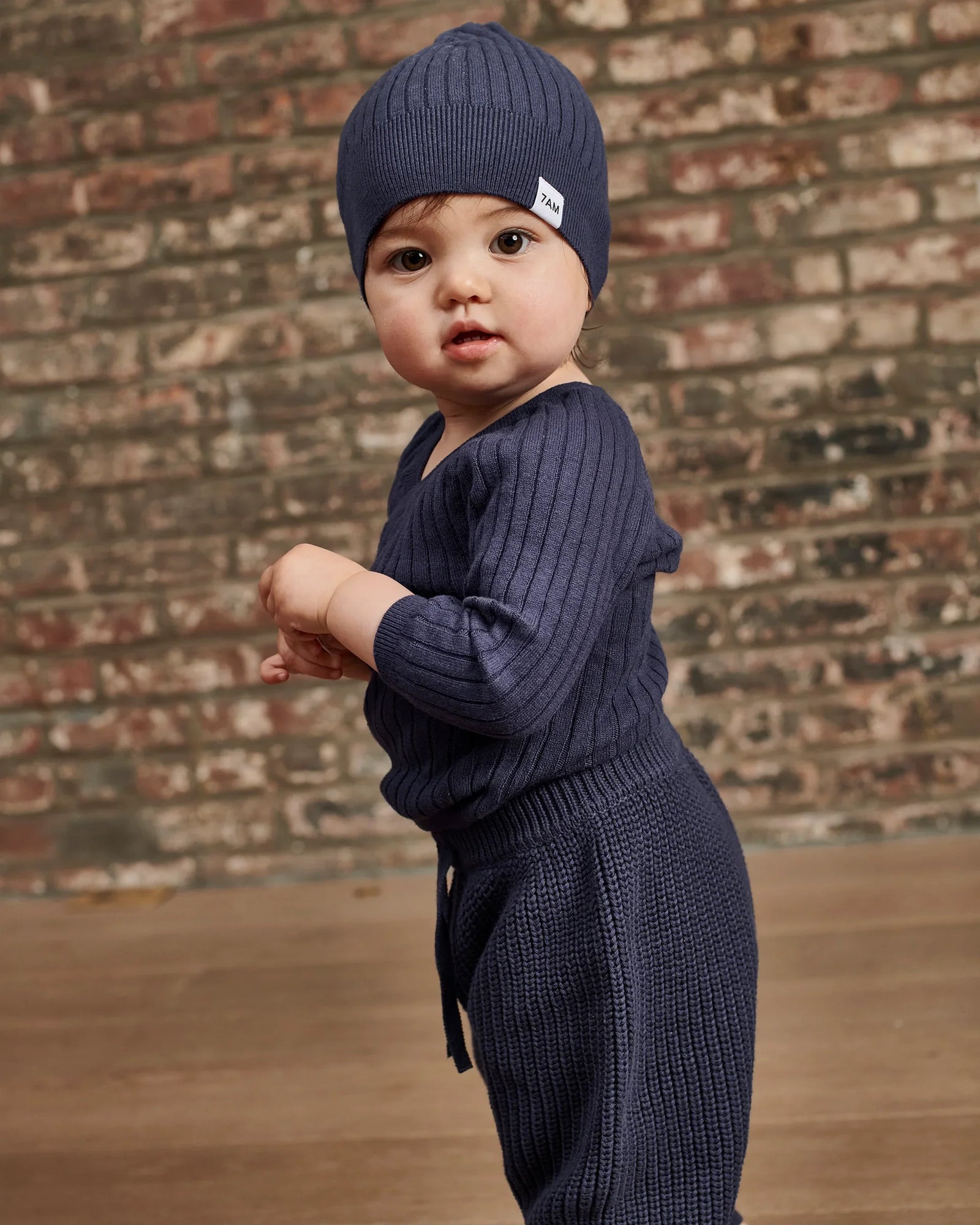 Navy//