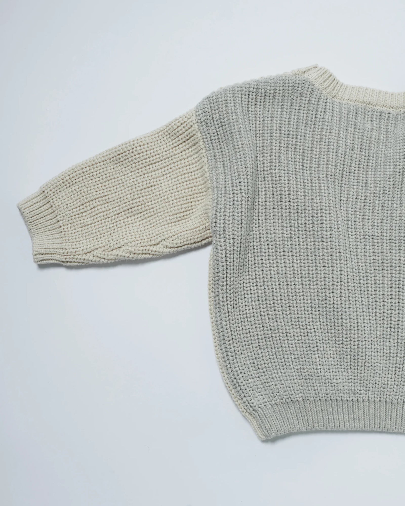 Ecru Pearl Grey//