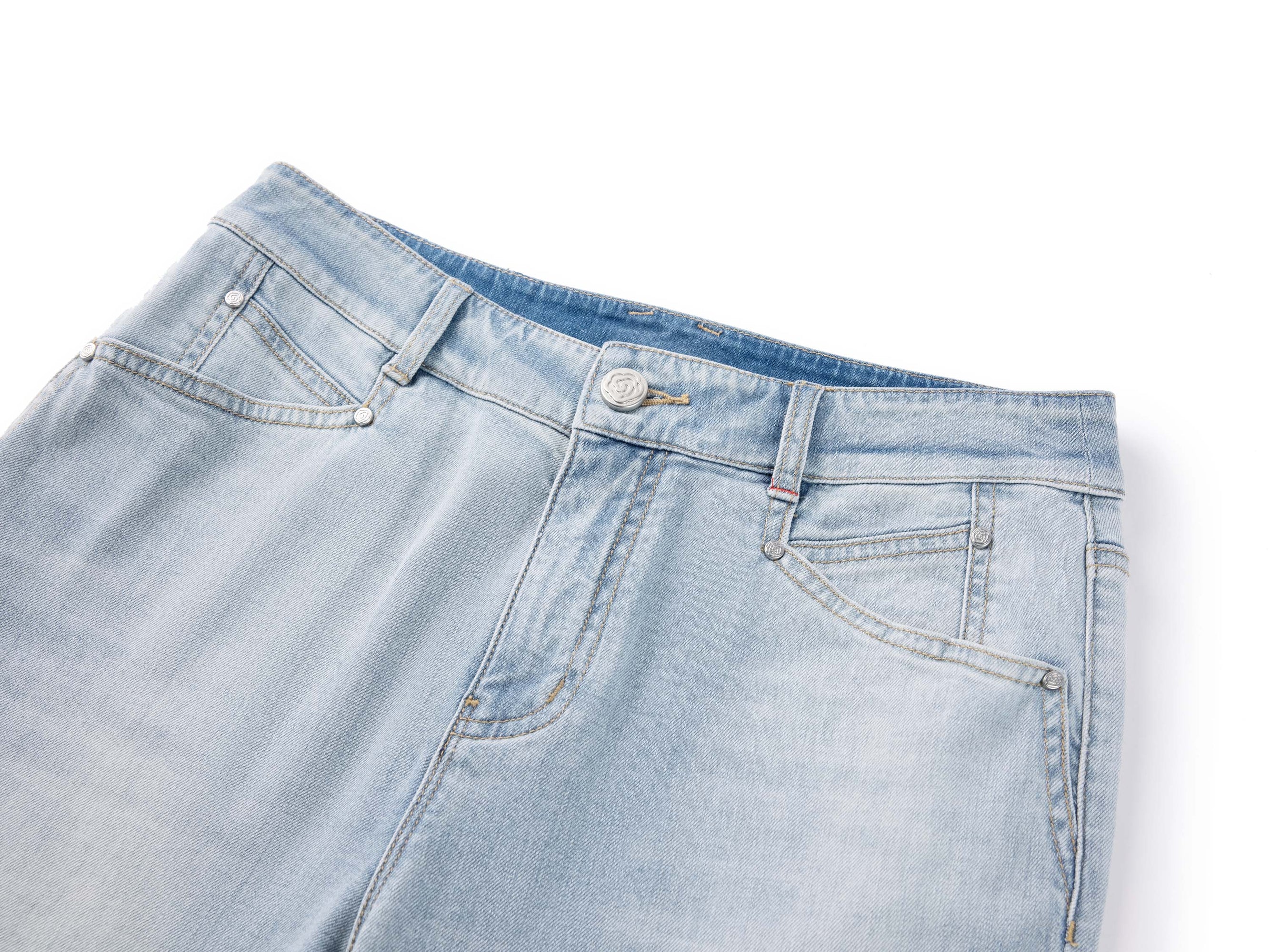 Light Wash Wide-Leg Jeans | Blue