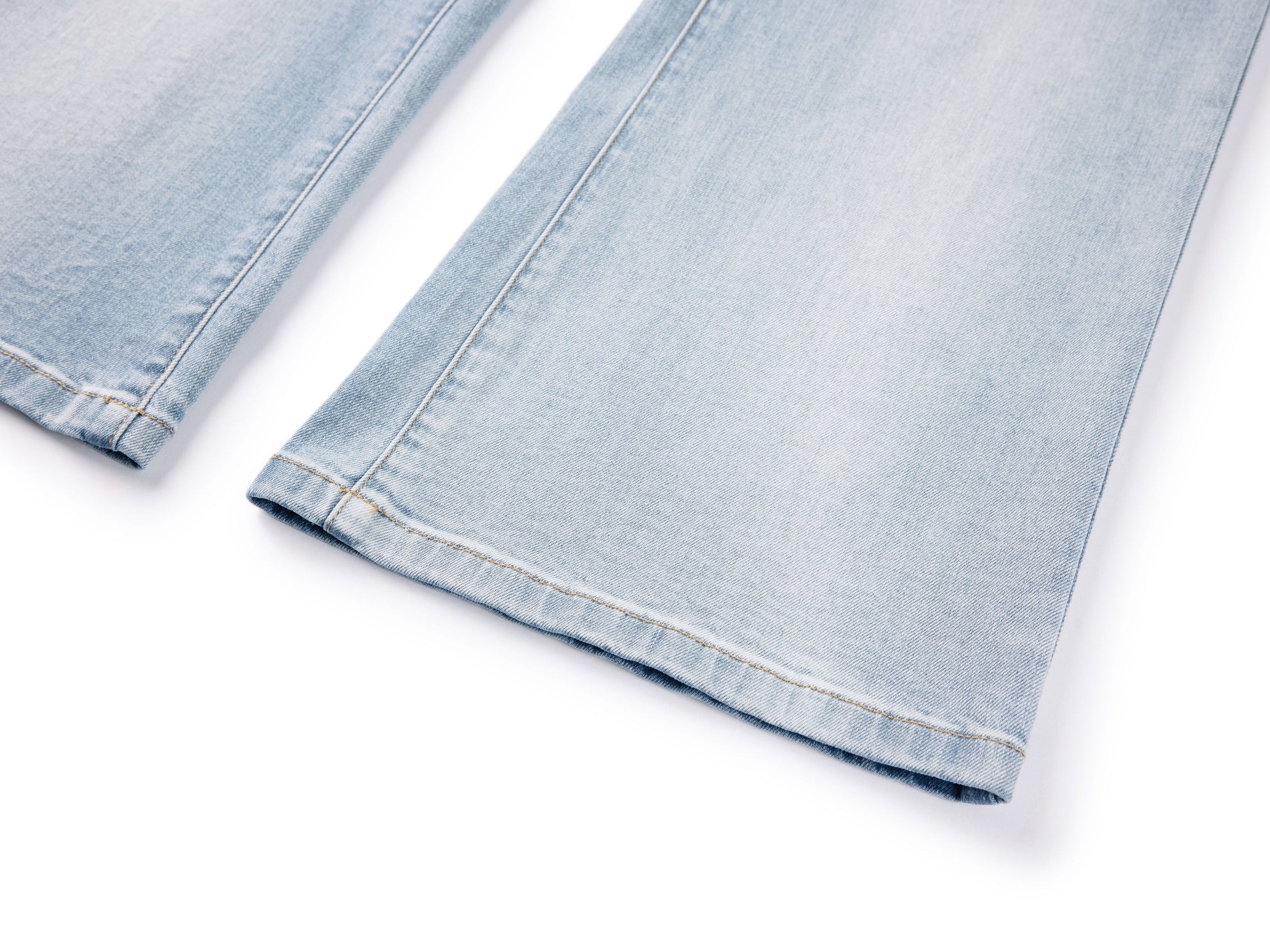 Light Wash Wide-Leg Jeans | Blue