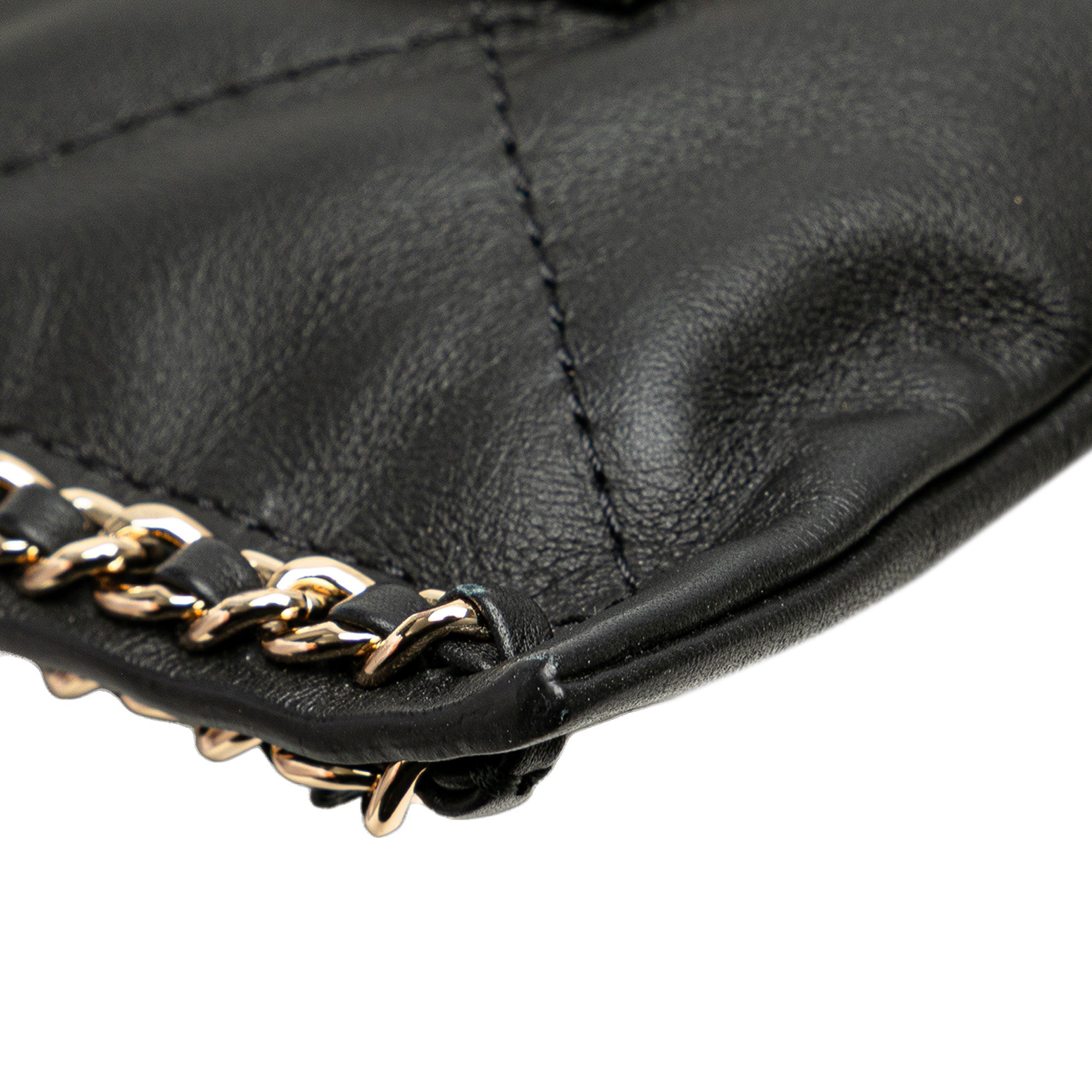 Chanel | Pre-Owned Quilted Calfskin Chain Flat Shoulder Bag | Black