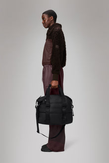 RAINS Puffer Mix Weekend Bag Small Black 36L H27 x D26 x W52 cm Weekender