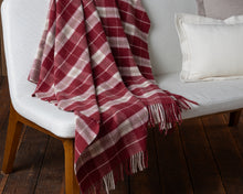 Home | Wellington Throw | Scarlet / Ivory