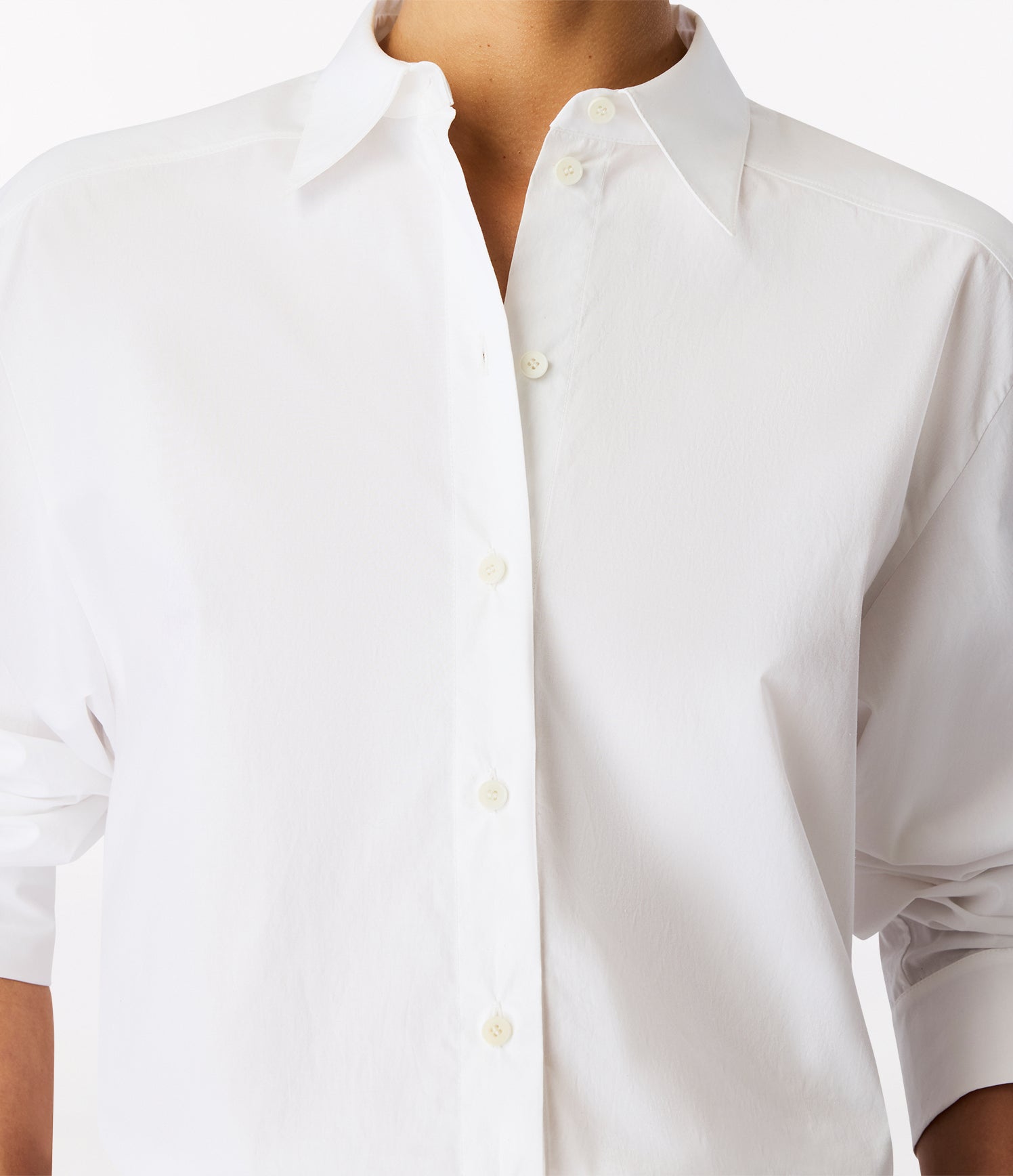 Another Tomorrow Pleat Back Poplin Shirt in White – Cotton Women's Top
