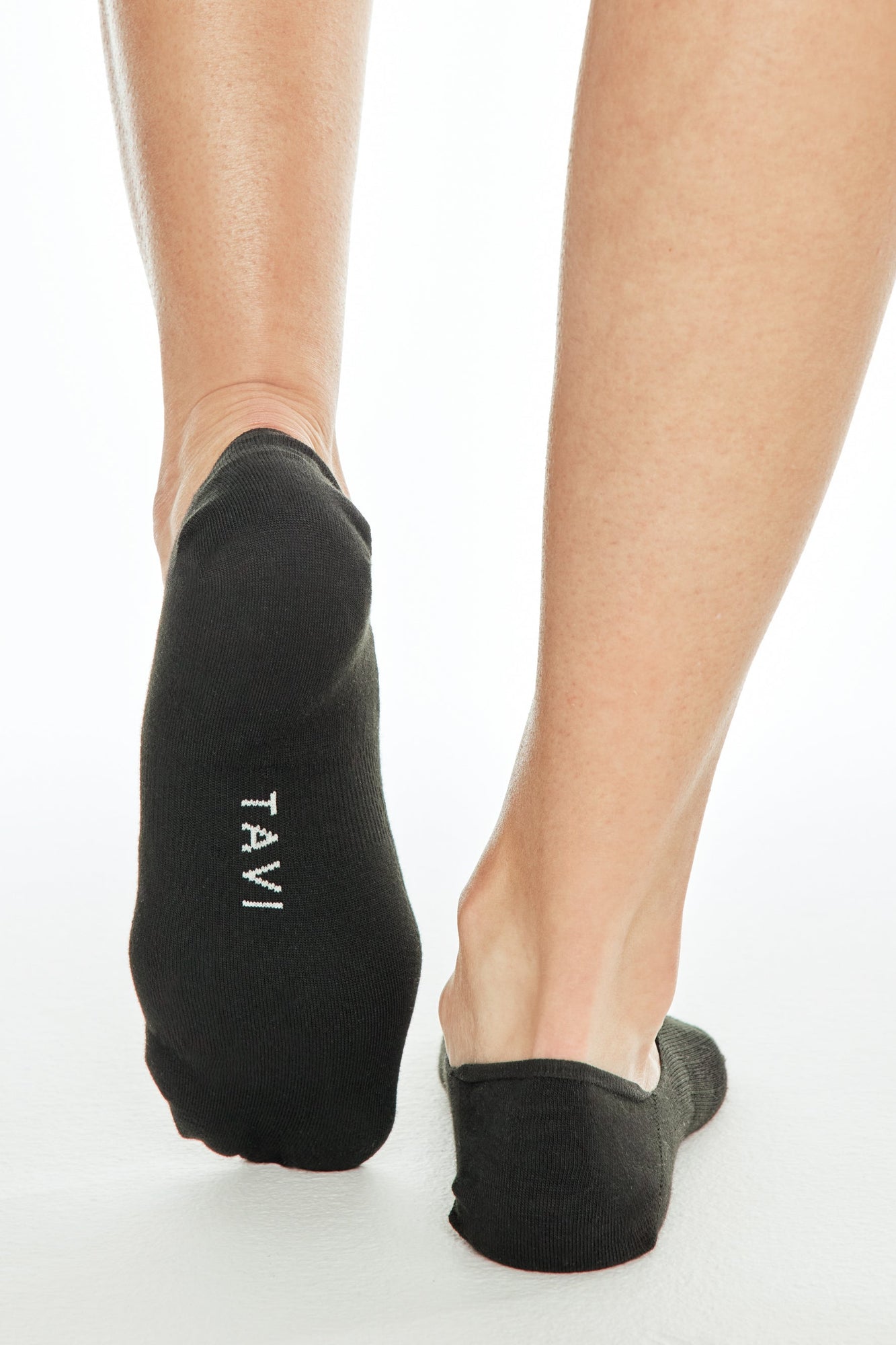 Tavi | 3 Pack Avery No Show Socks | Black