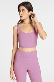 Bandier | V-Neck Tempo Crop Bra | Regal Orchid