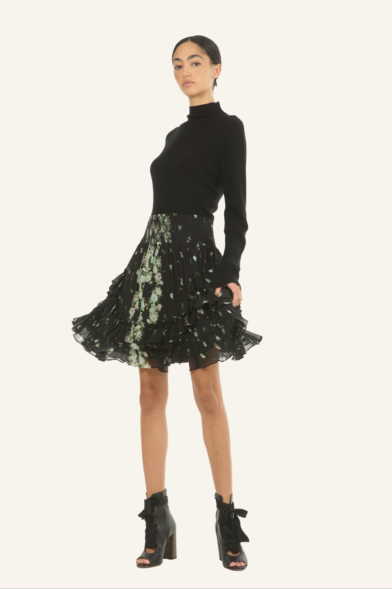 Aeria Skirt | Black Floral Alley