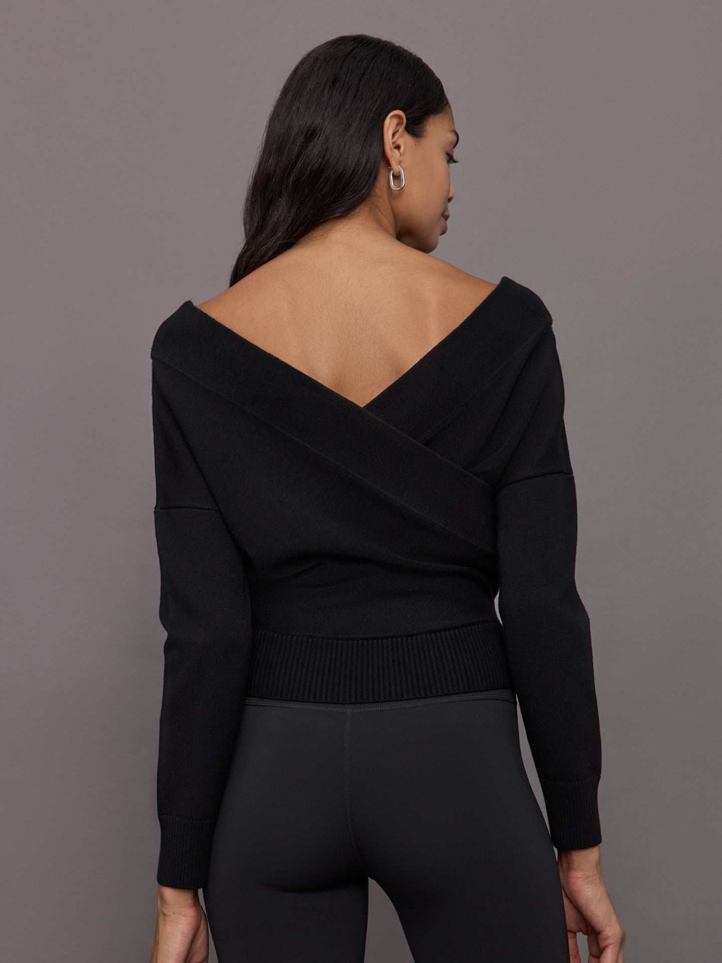 Carbon38 | Cross Over Sweater | Black
