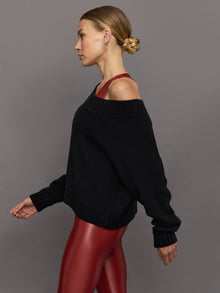 Carbon38 | Slouchy Off Shoulder Sweater | Black