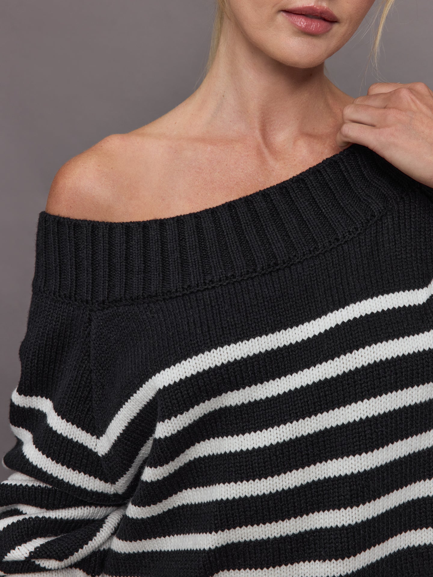 Carbon38 | Slouchy Off Shoulder Sweater | Black / White Stripe