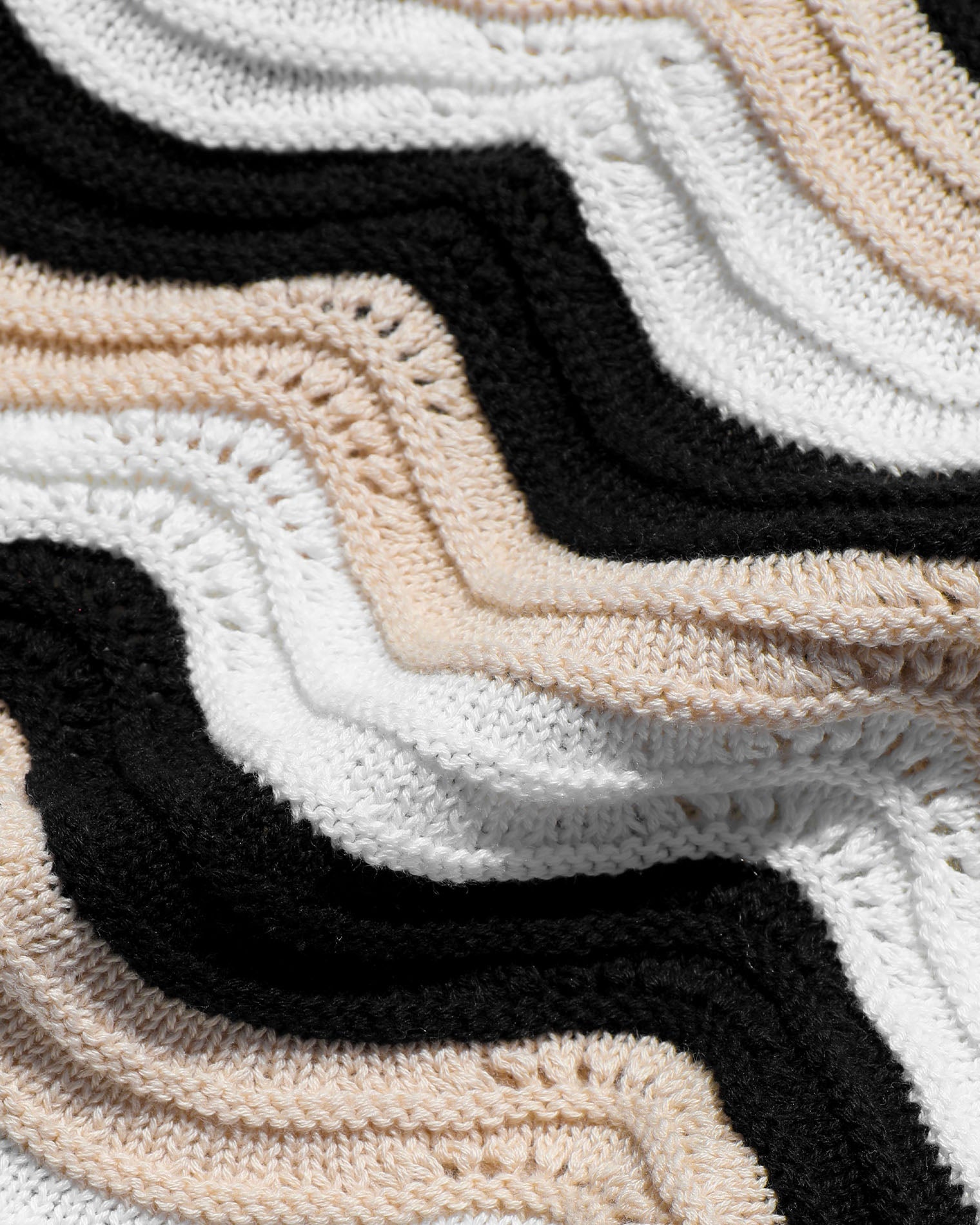 Make Waves Knit Short | Costa Nova Waves