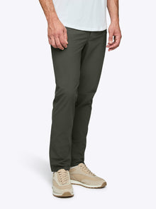 Mens | AO 5-Pocket Pant | Slim-Fit Versaknit | Deep Olive