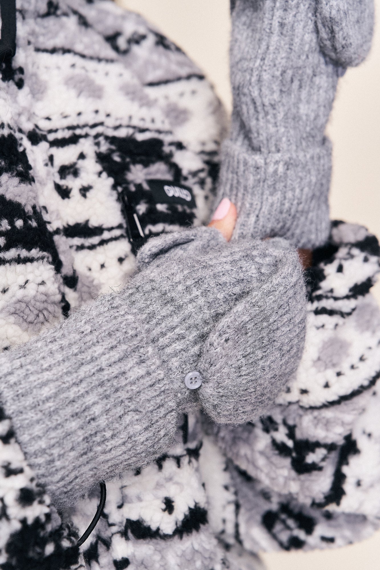 Womens | Knit Mittens | Heather Grey