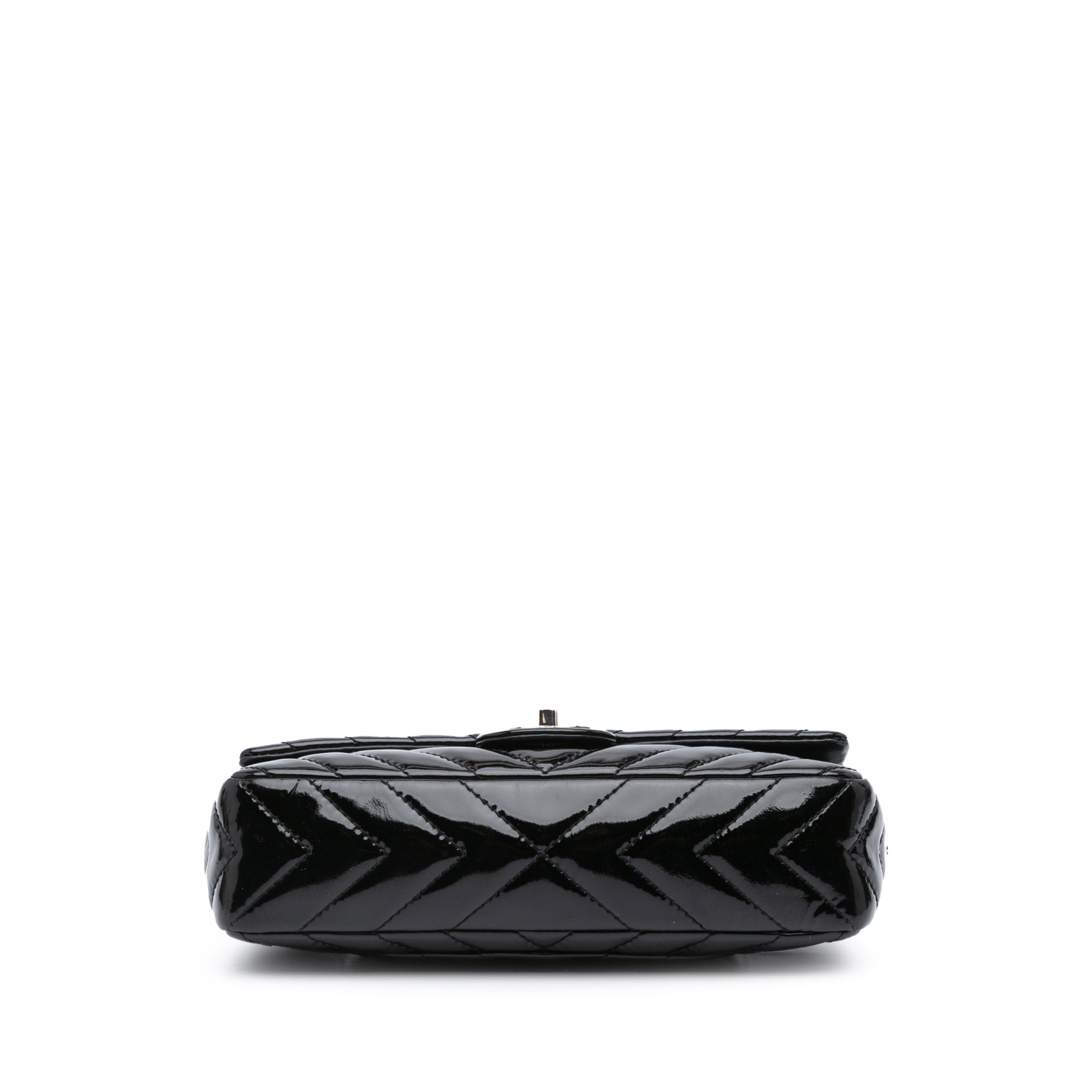 Chanel | Pre-Owned Medium Classic Chevron Patent Double Flap - II | Black