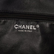 Chanel | Pre-Owned Medium Classic Chevron Patent Double Flap - II | Black