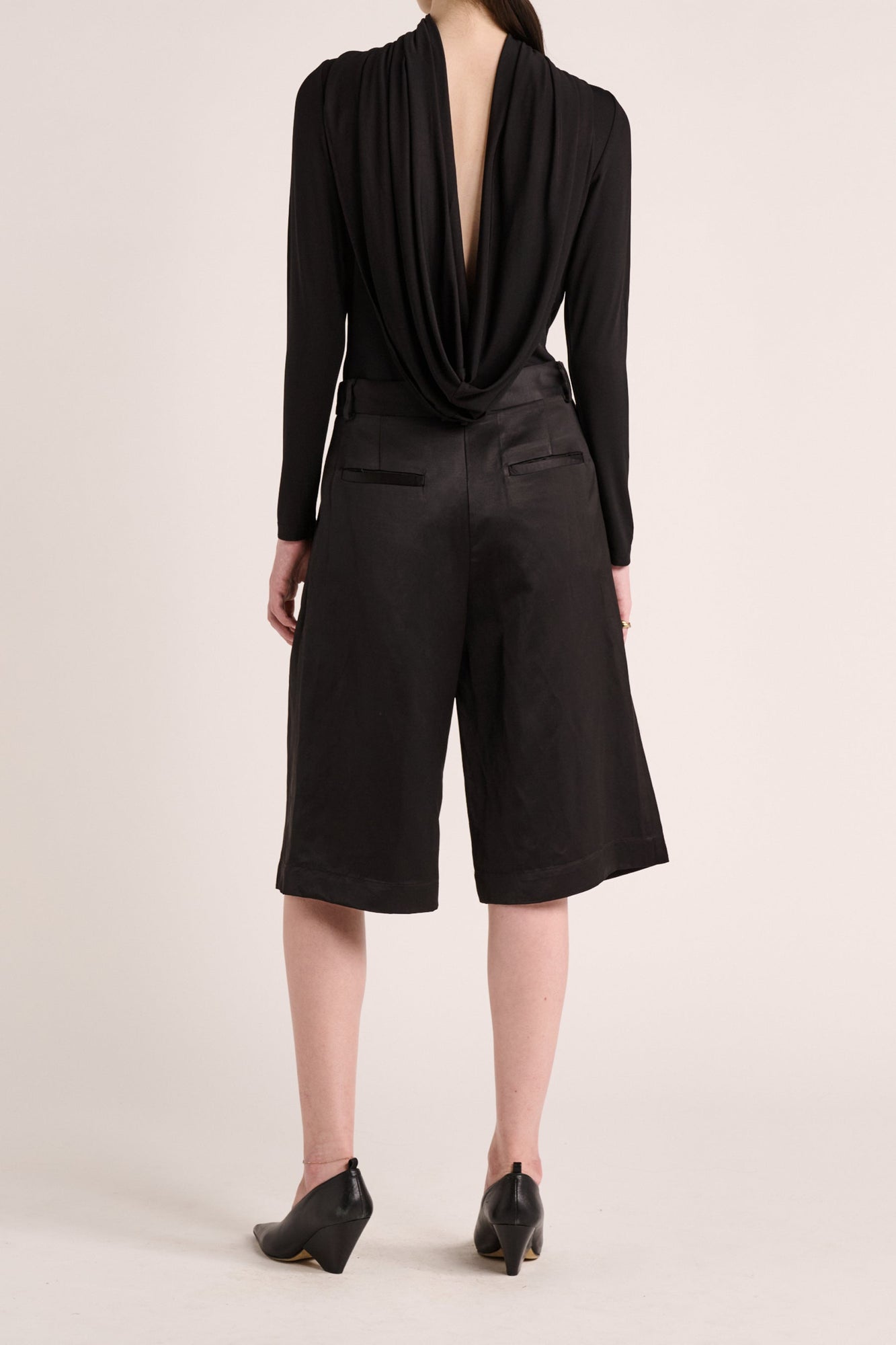 Finesa Tailored Shorts | Black