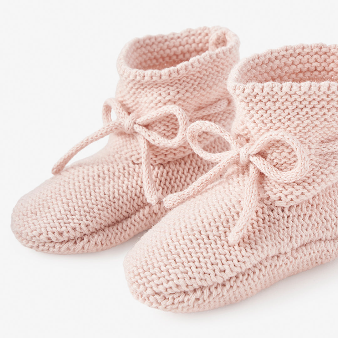Unisex | Pale Pink Garter Knit Baby Booties | Pink