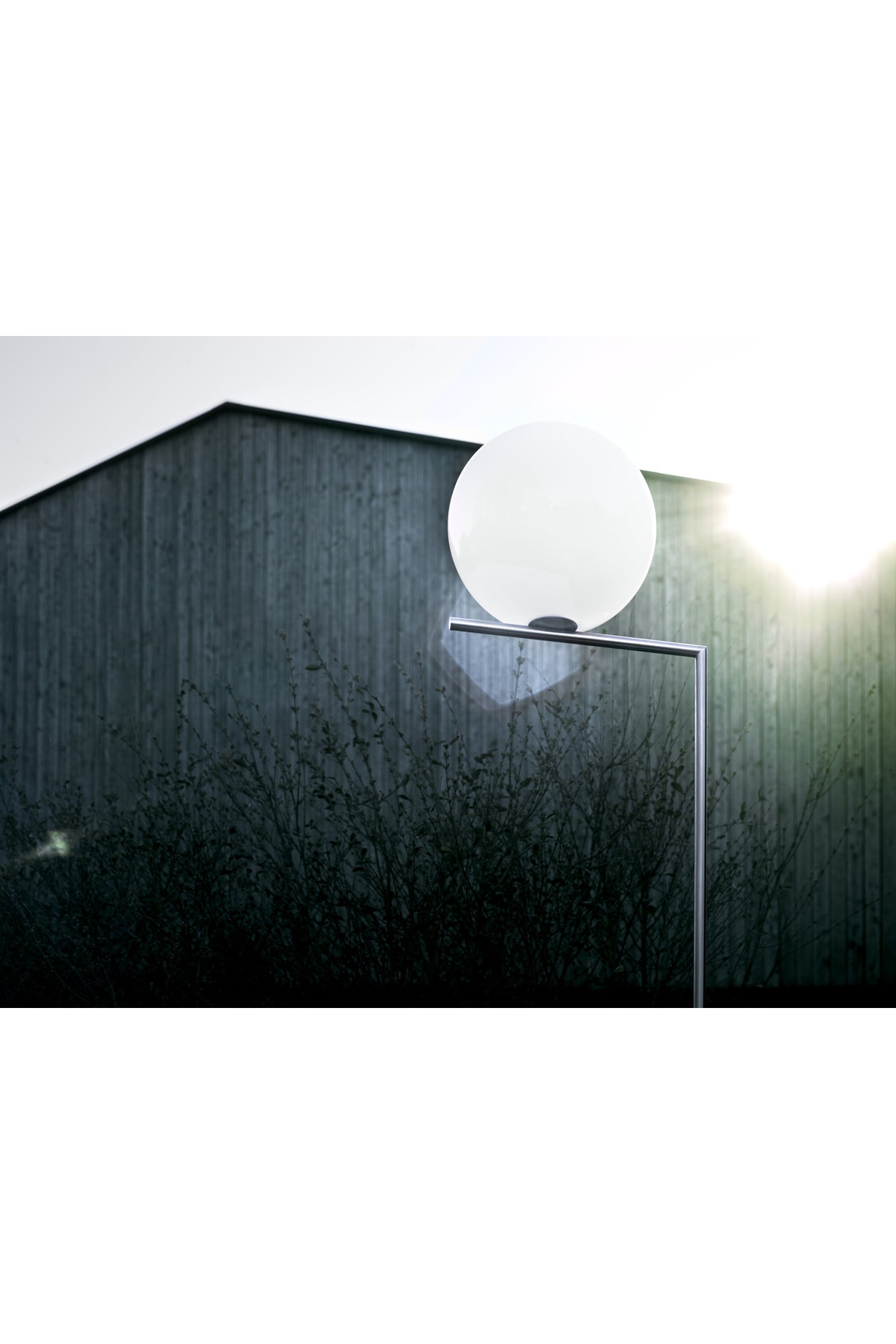 IC Outdoor Floor 2 Lava Grey | Brass