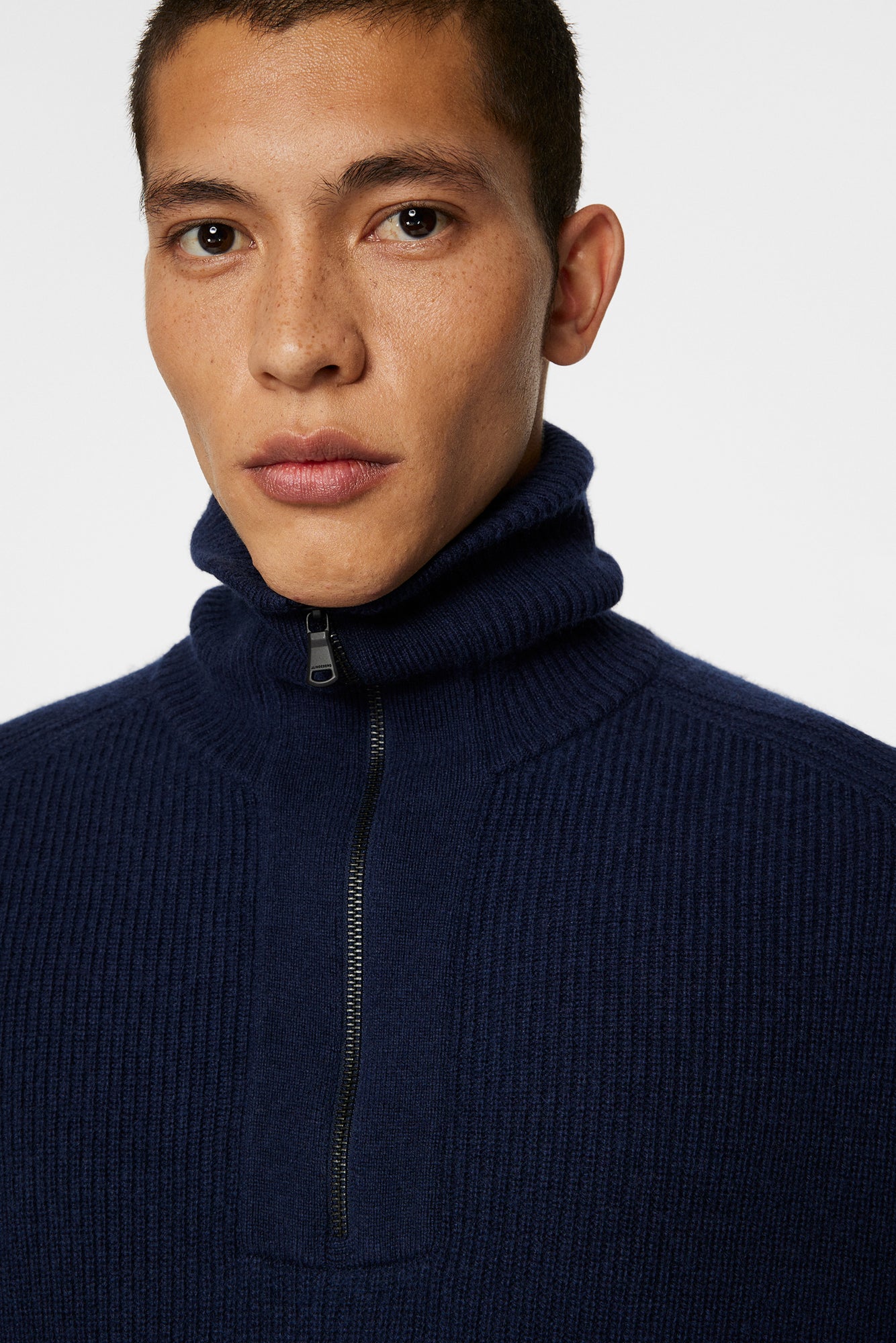 Men | Wilmer Quarter Zip Knit | JL Navy