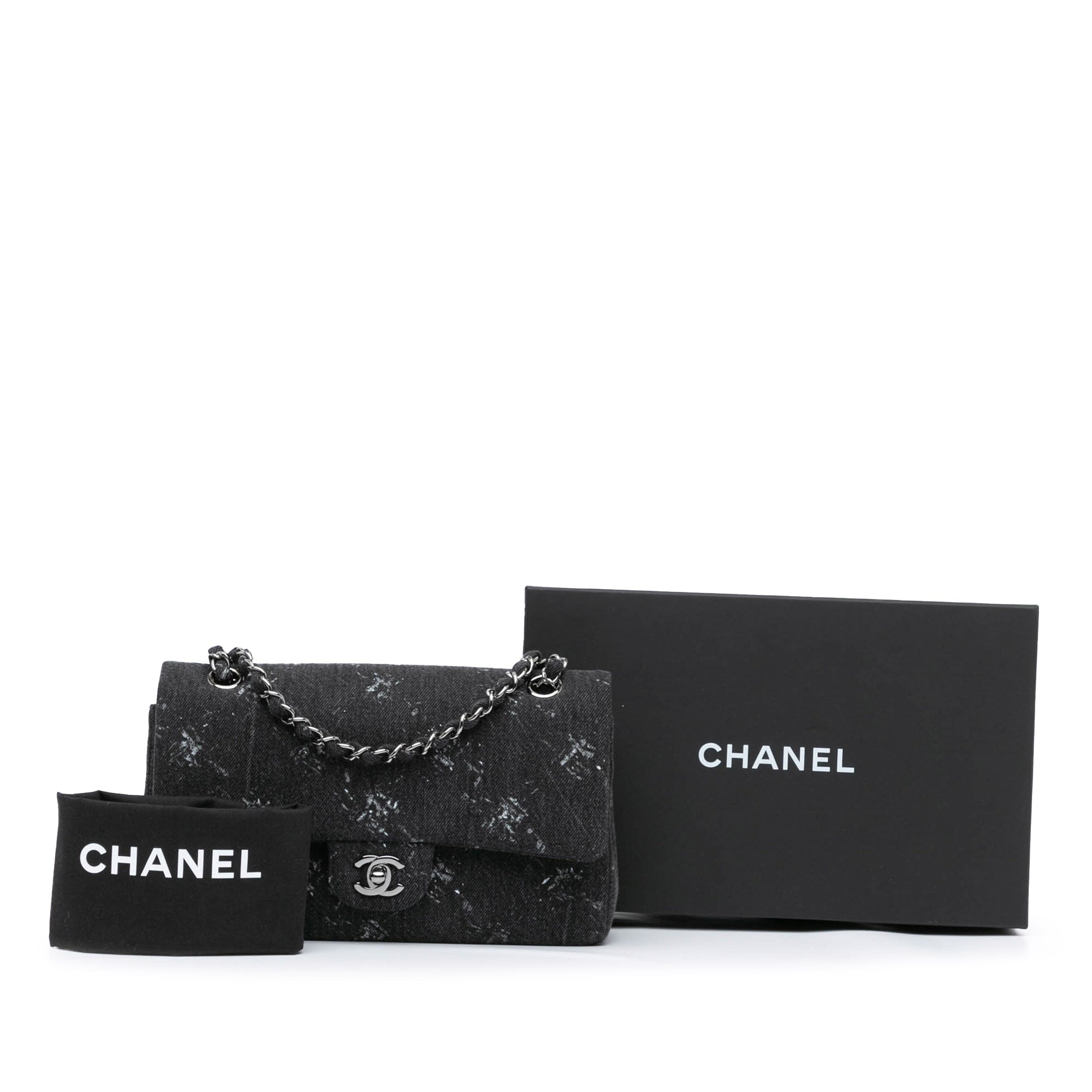 Chanel | Pre-Owned Medium Denim Double Flap | Black