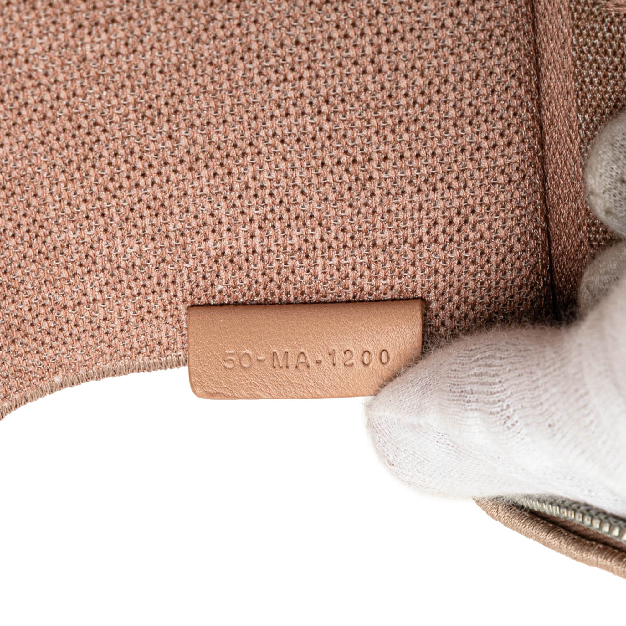 Dior | Pre-Owned Mesh Embroidered Diortravel Vanity Case | Pink