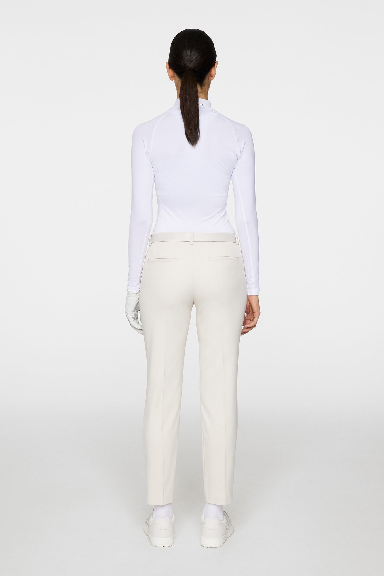 Women | Pia Pant | Moonbeam