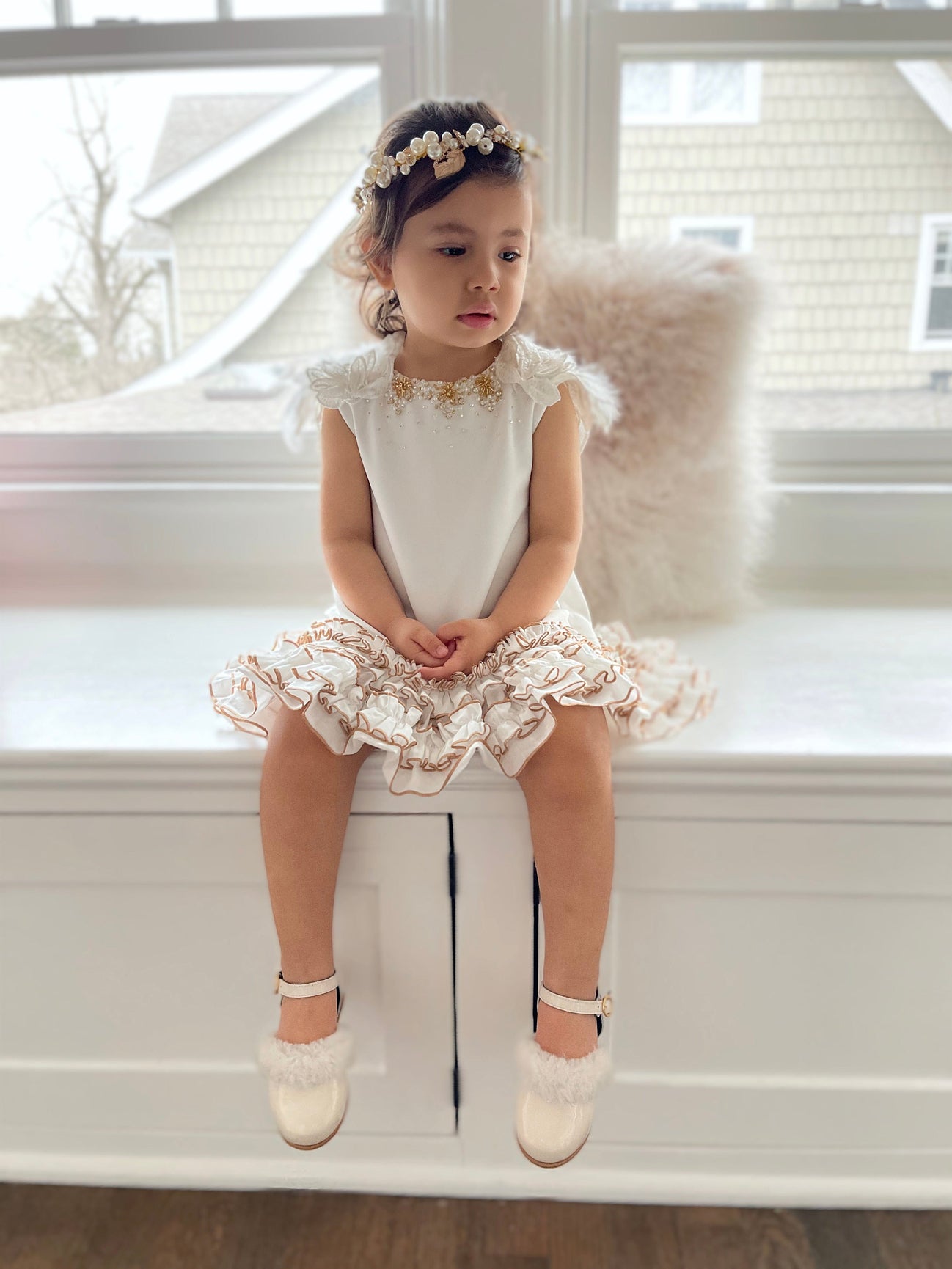 Girl | Angelina Feather Wings Dress | White x Gold