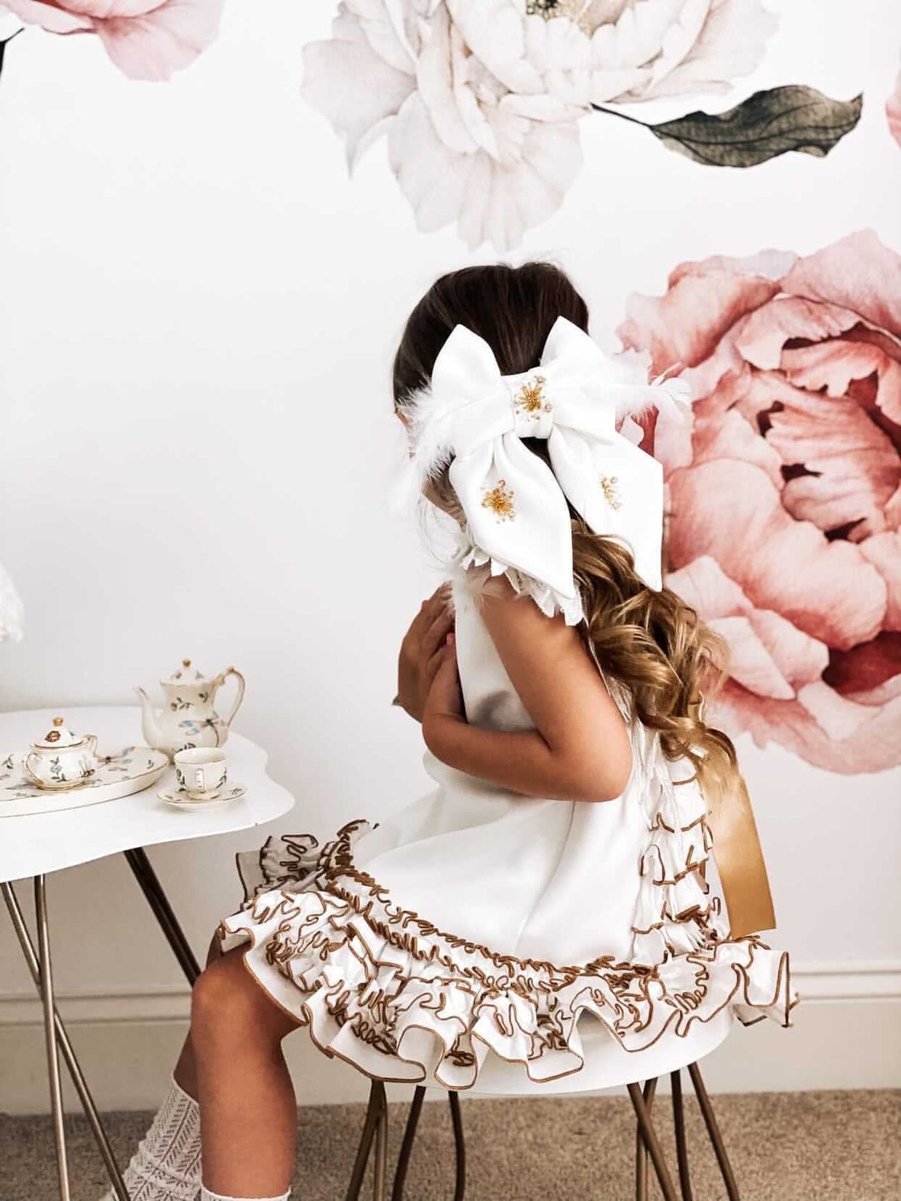 Girl | Angelina Feather Wings Dress | White x Gold