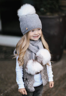 Girl | Honeycomb Grey Cashmere Pom Scarf White Print Pom | Gray