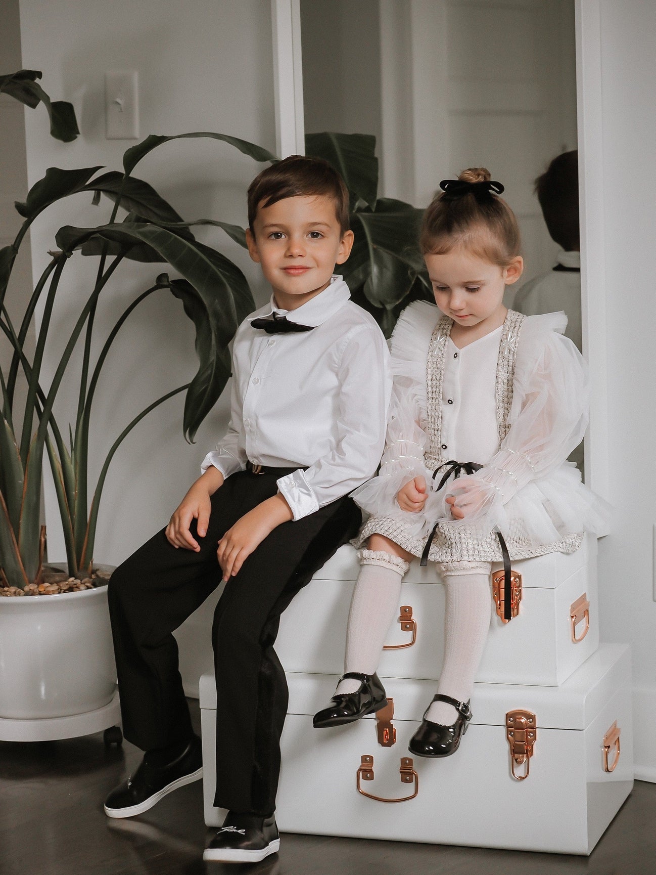 Girl | Vera Tweed Blouse and Skirt Set | White x Gray