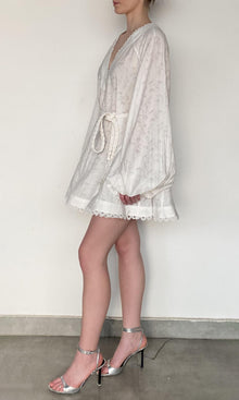 Hemant And Nandita | Anvi Viscose Nylon Jacquard Short Dress With Braided Belt And Slip | White