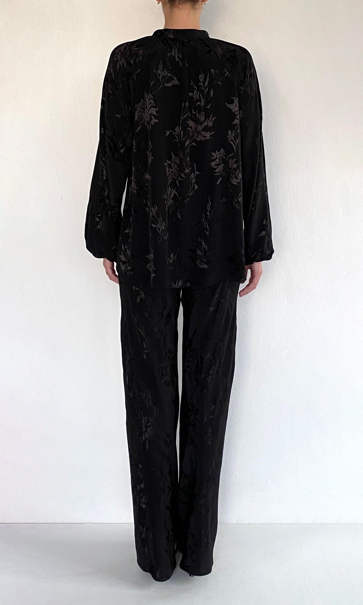 Womens | Aura Viscose Flower Jacquard Shirt | Black