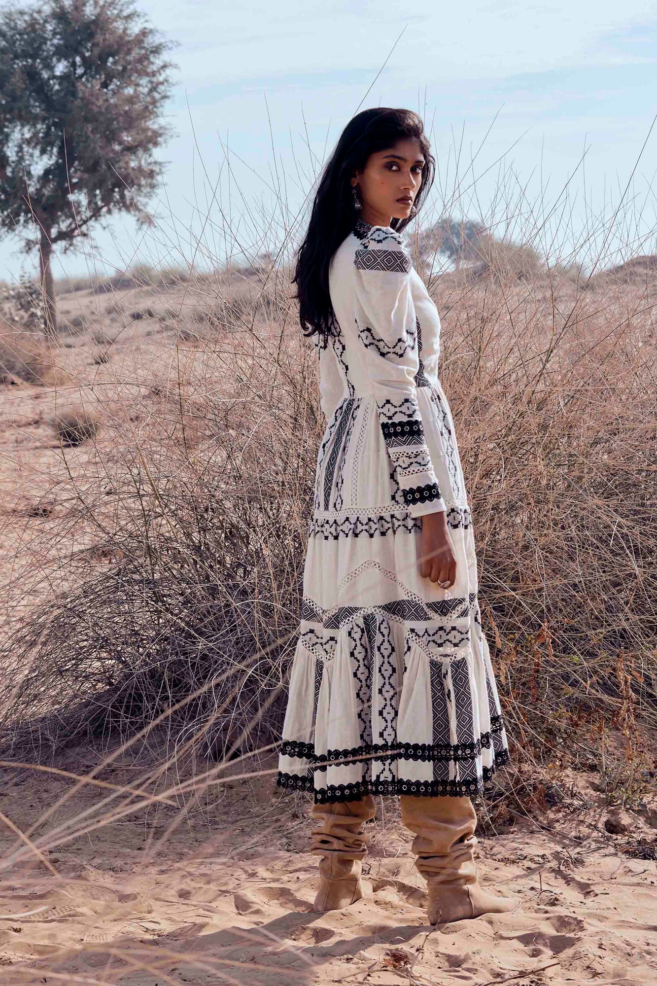 Hemant & Nandita | Moira Midi Dress | White/Black