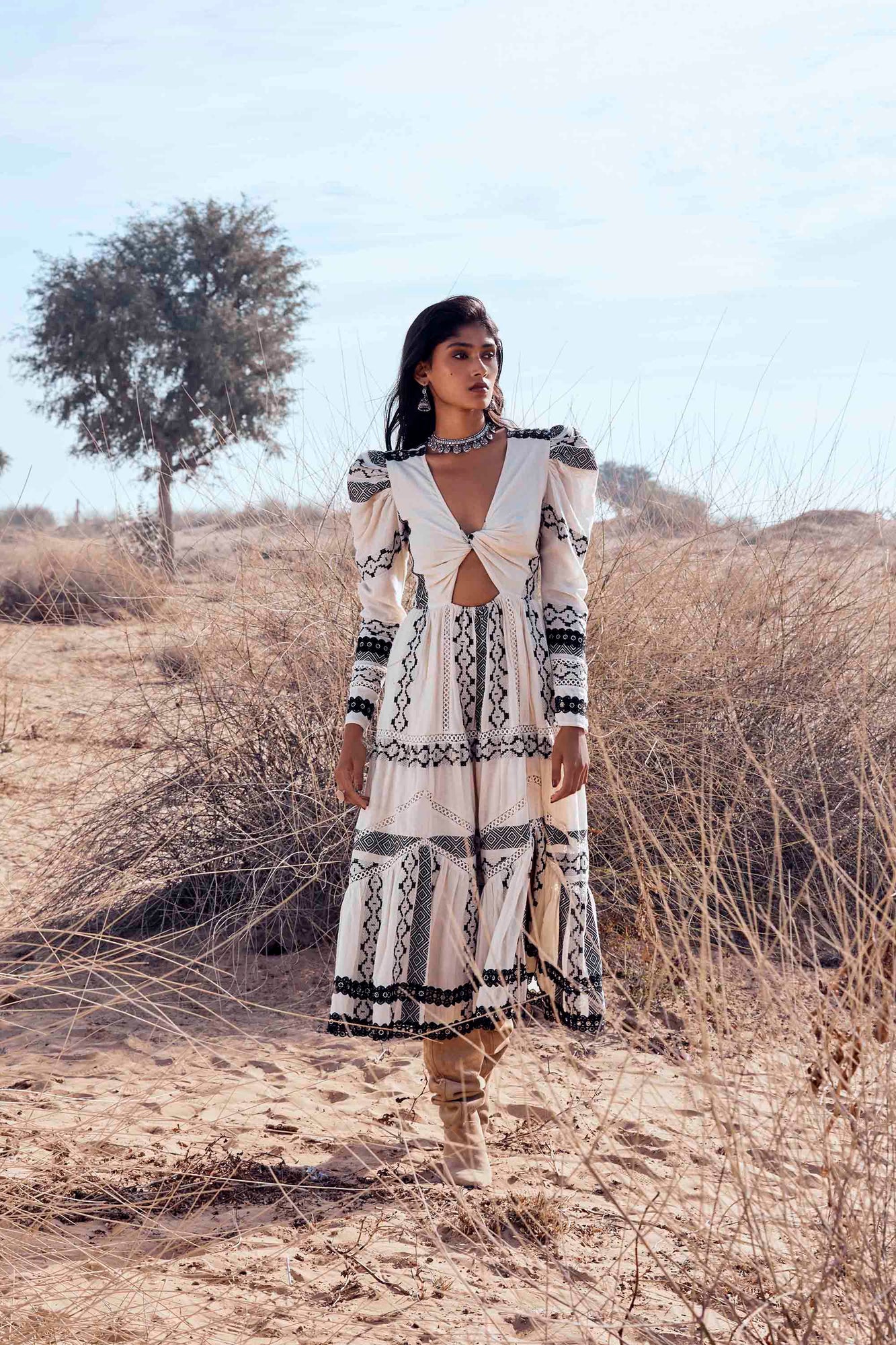 Hemant & Nandita | Moira Midi Dress | White/Black