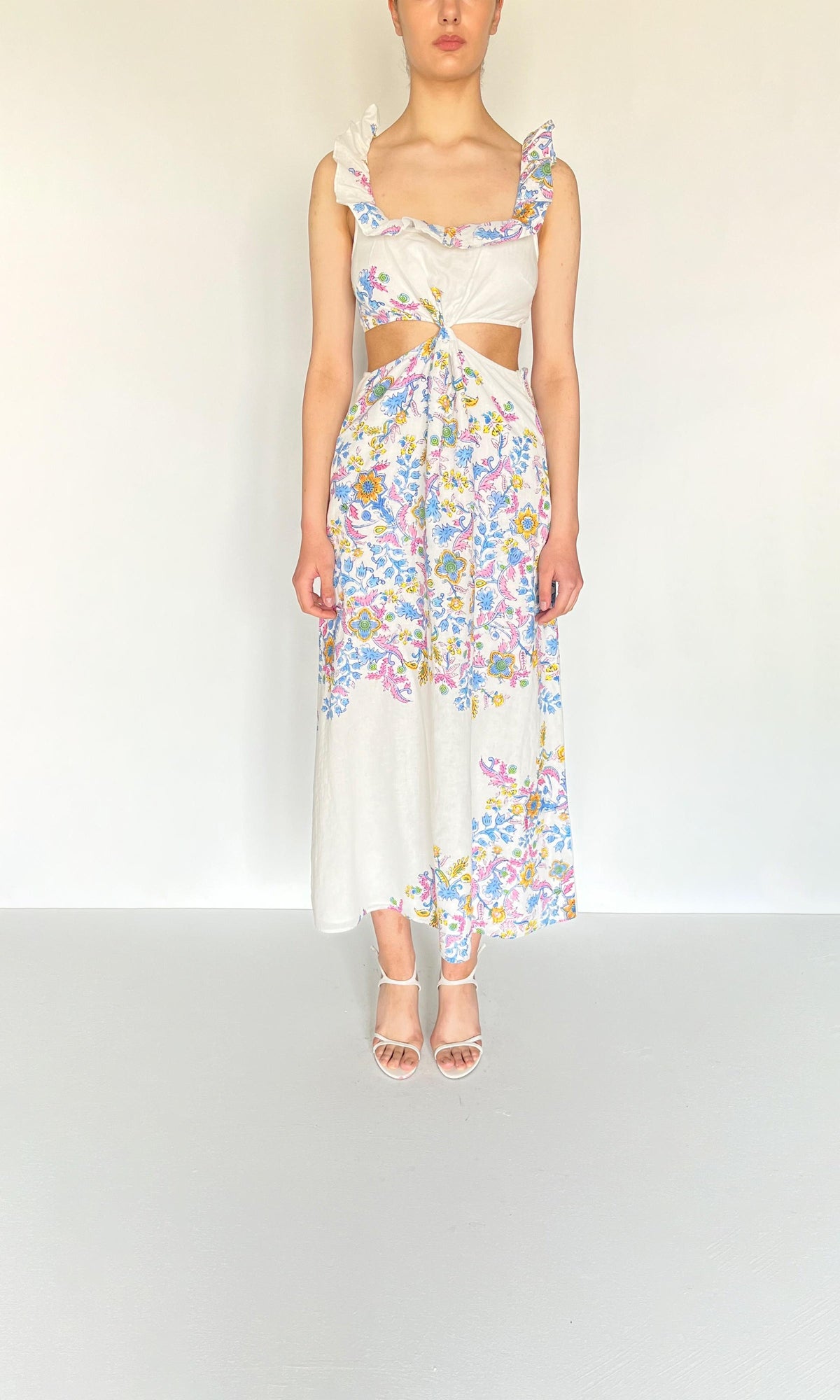 Hemant And Nandita | Inv Viscose Crinkle Chiffon Vana Long Dress | White